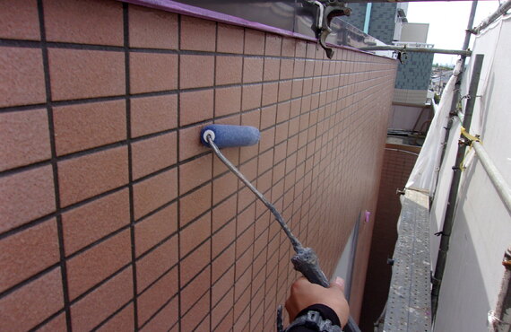 人気のフッ素樹脂塗料を使った施工に対応 | 松阪市の外壁塗装なら確かな技術で施工する㈱Re-Fine.U